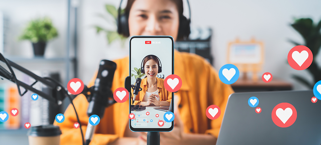 Social Media LiveStream | Evok Advertising Adapting Your Social Media Strategy